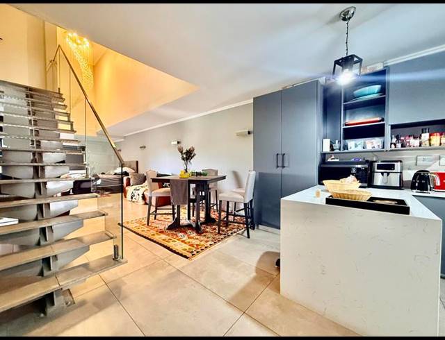 2 BEDROOM PROPERTY TO RENT IN HURLINGHAM